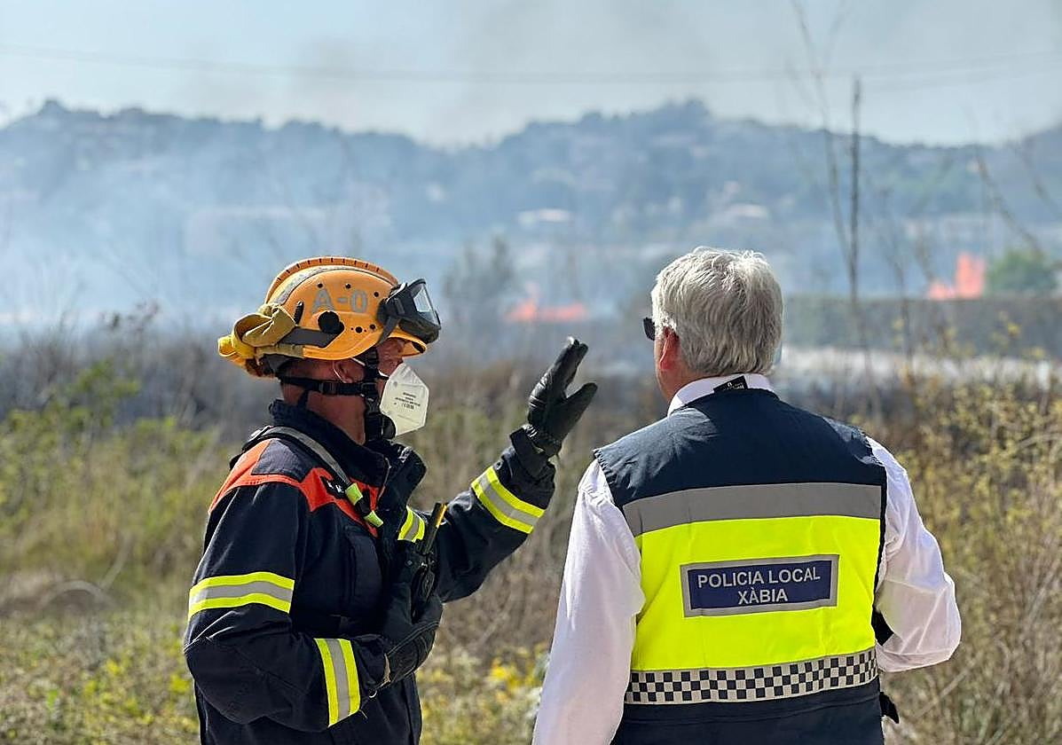 Actuación policial y de los bomberos.
