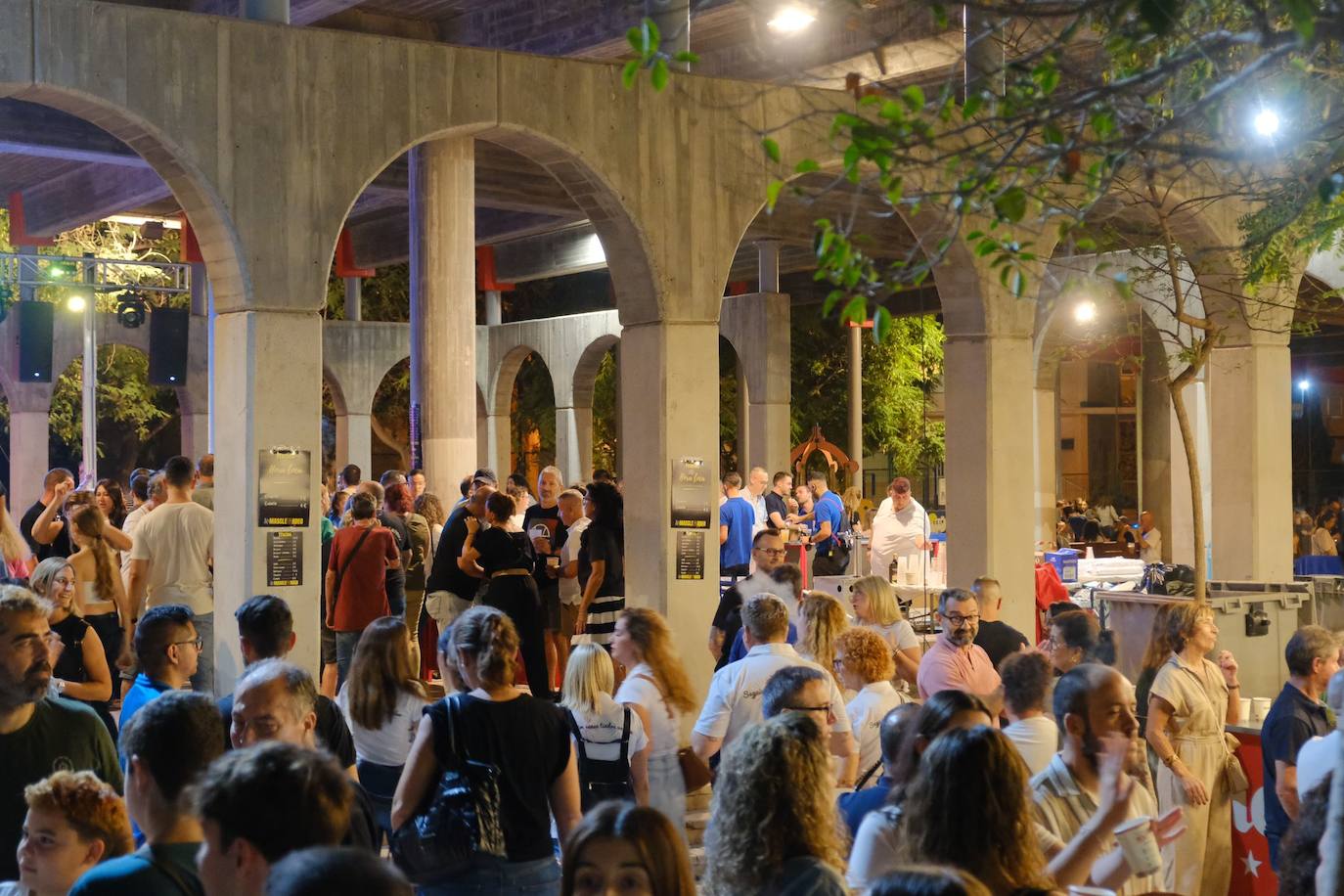 La pólvora retumba en la hoguera Florida Portazgo