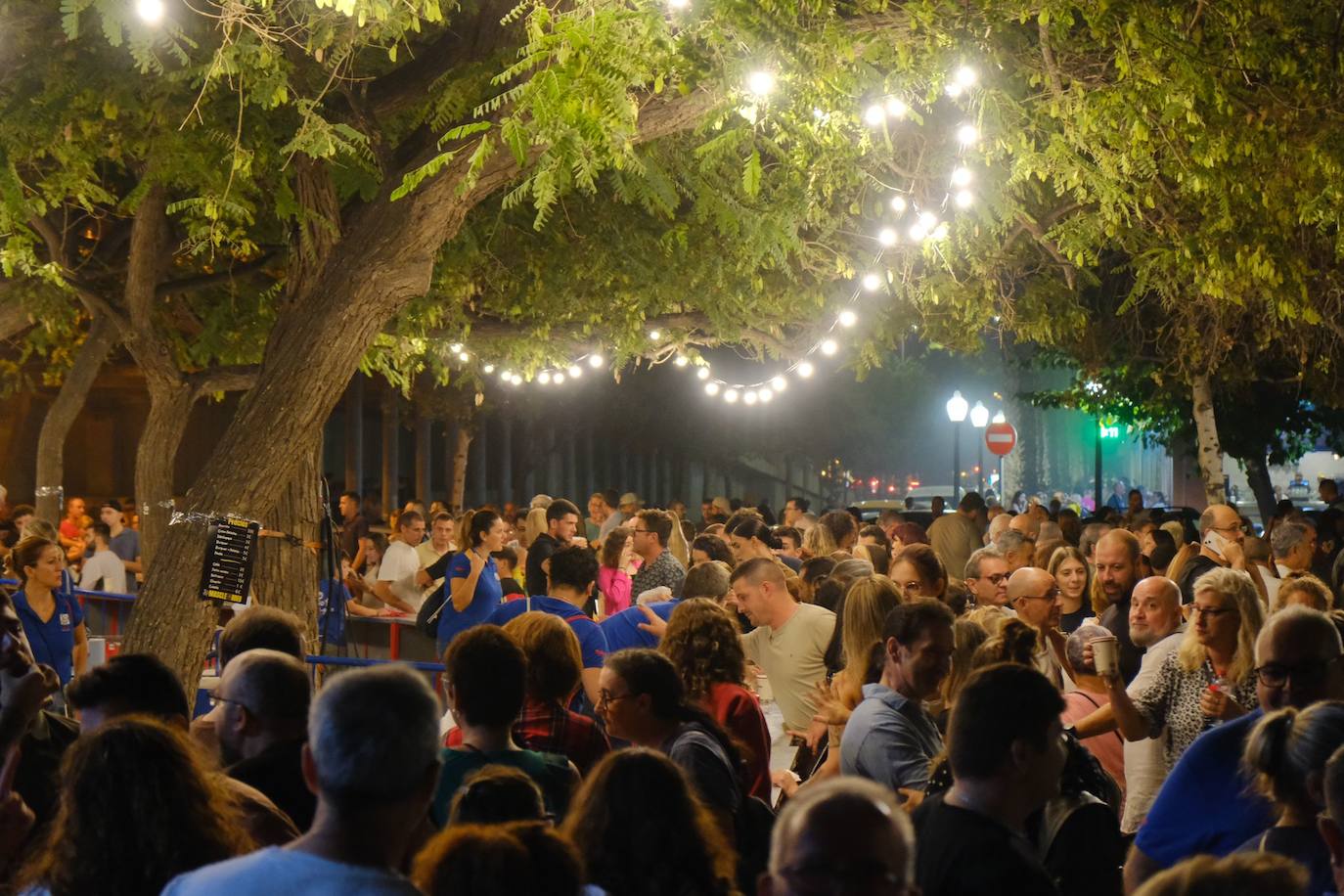 La pólvora retumba en la hoguera Florida Portazgo