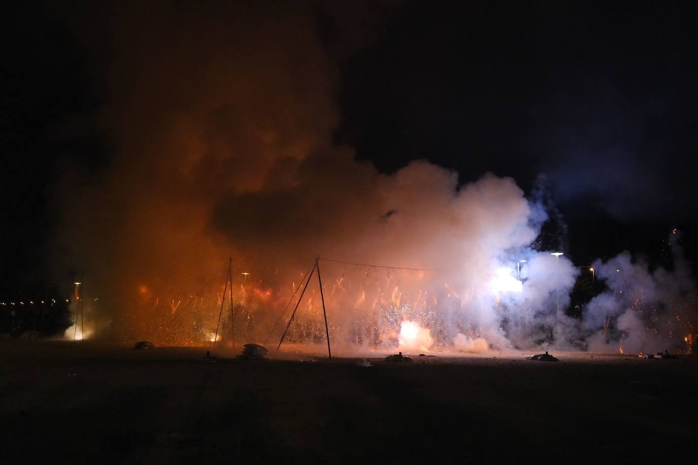 La pólvora retumba en la hoguera Florida Portazgo