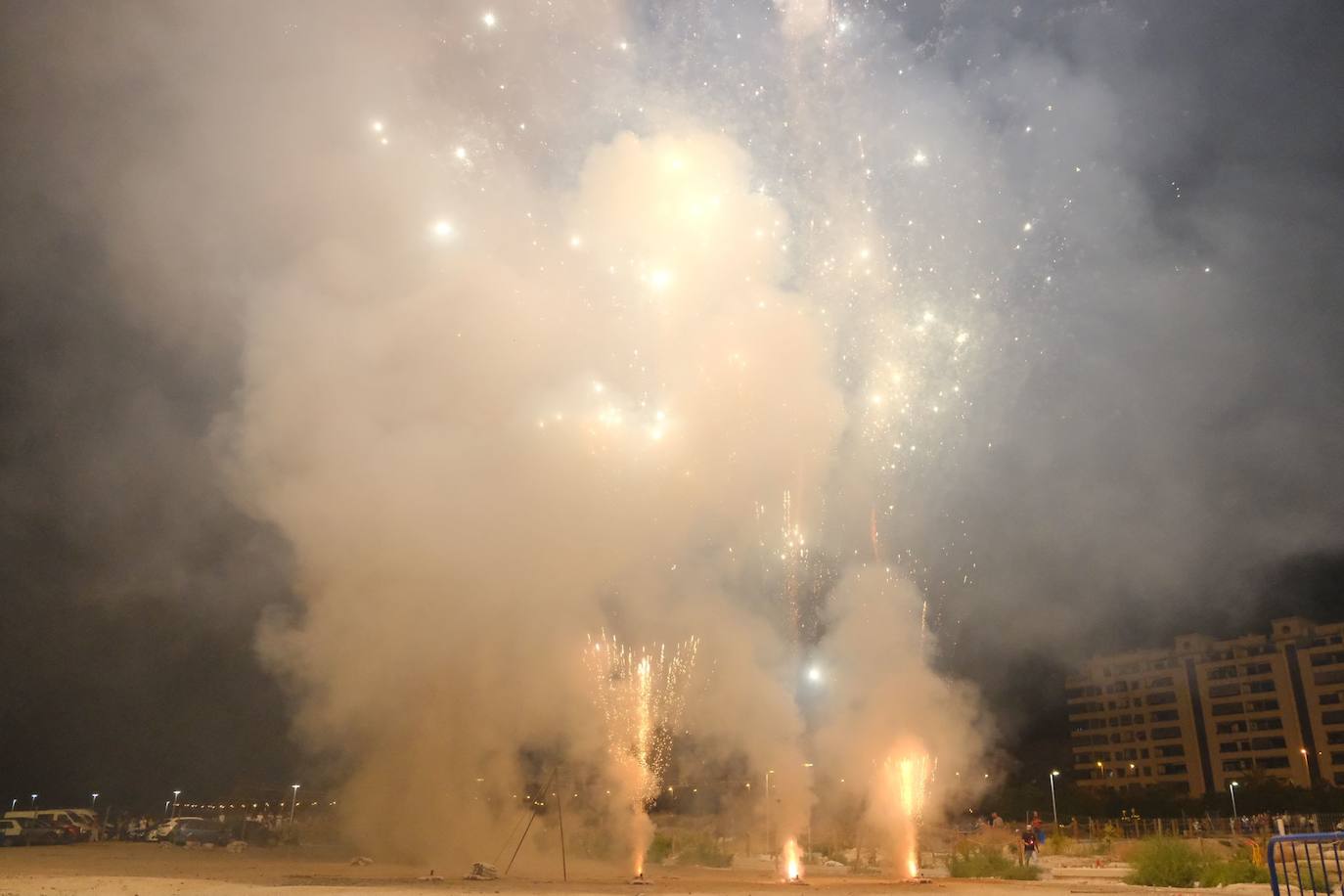 La pólvora retumba en la hoguera Florida Portazgo