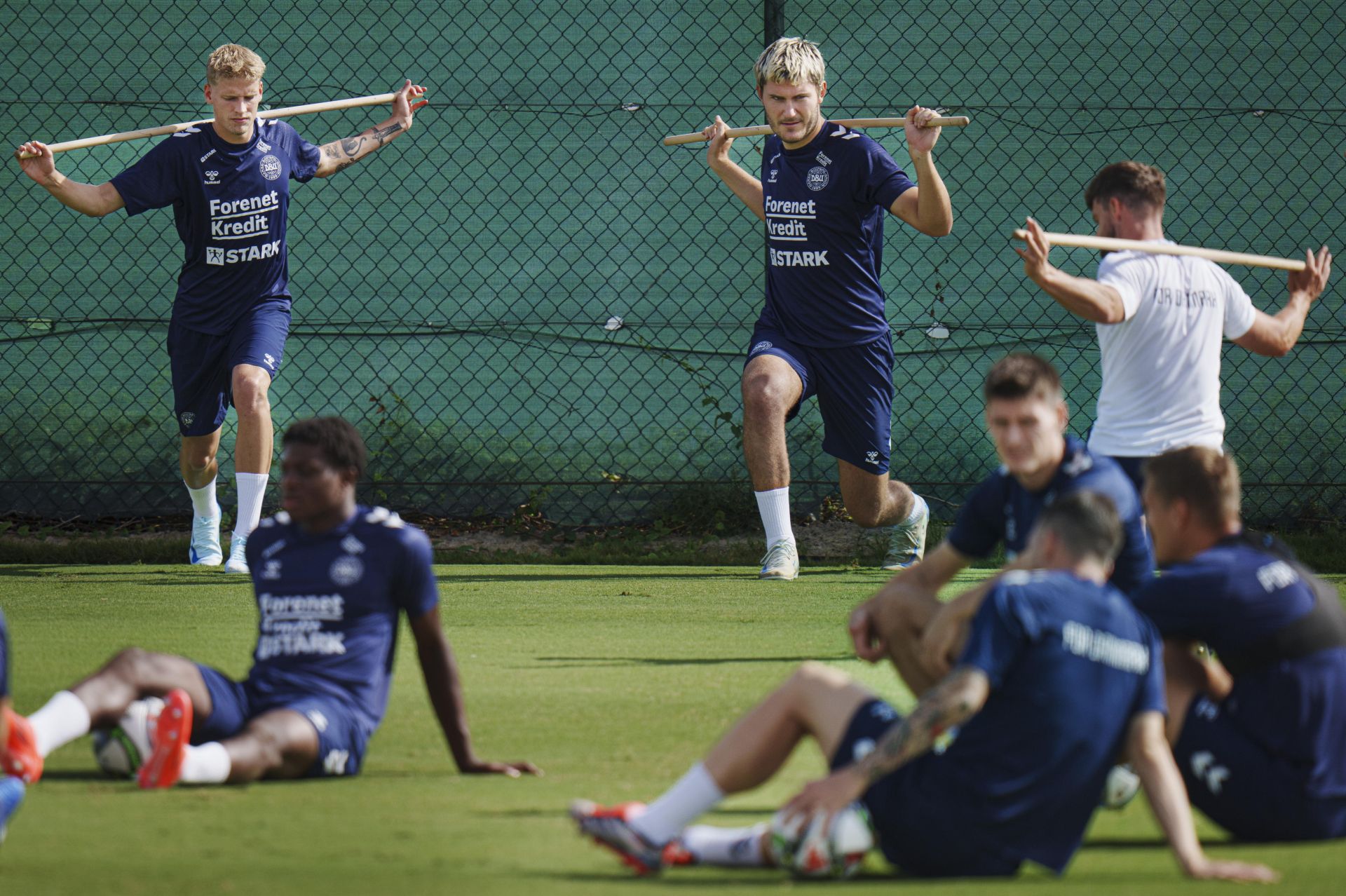 Dinamarca entrena en un pueblo de Alicante antes de enfrentarse a España