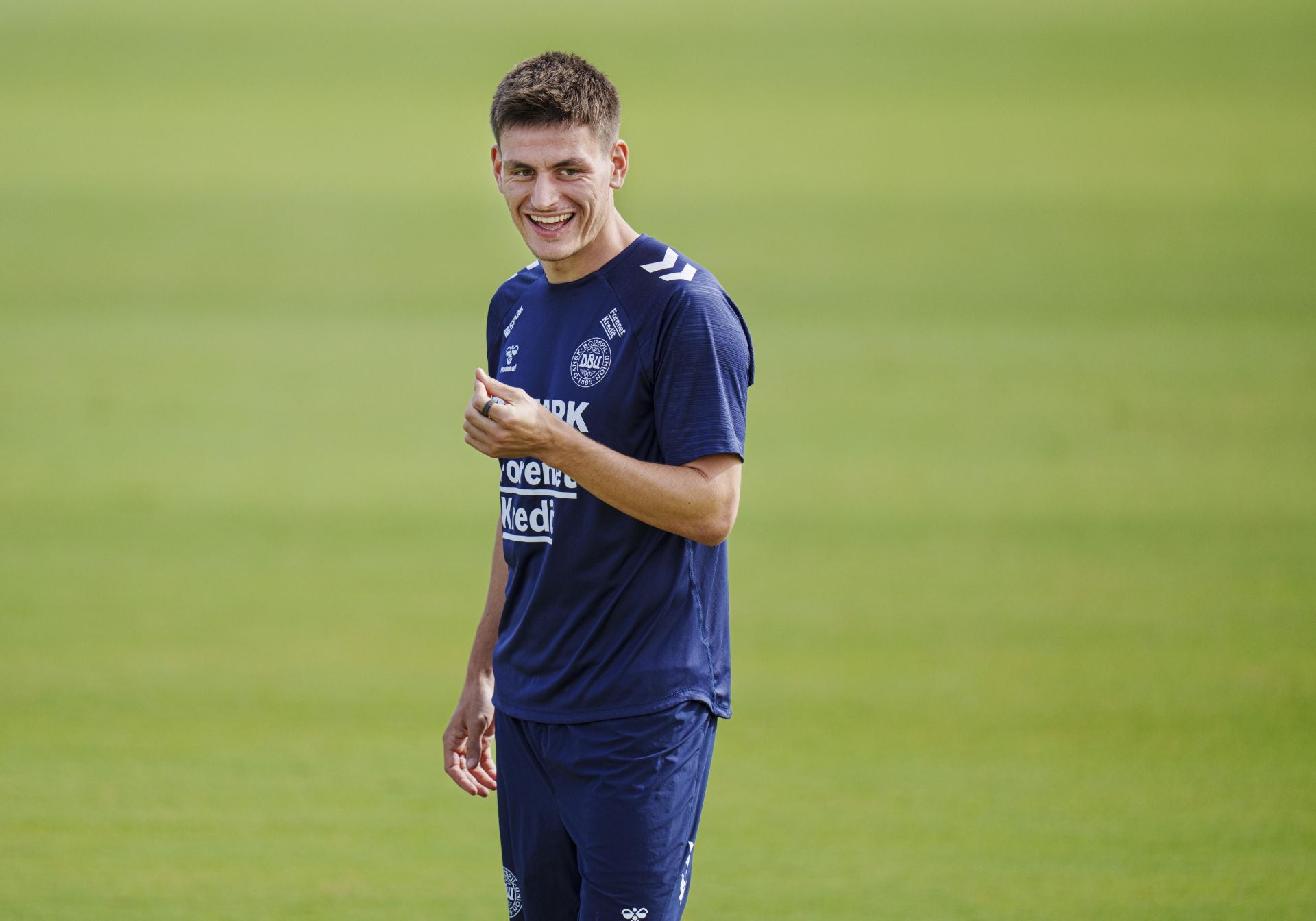 Dinamarca entrena en un pueblo de Alicante antes de enfrentarse a España