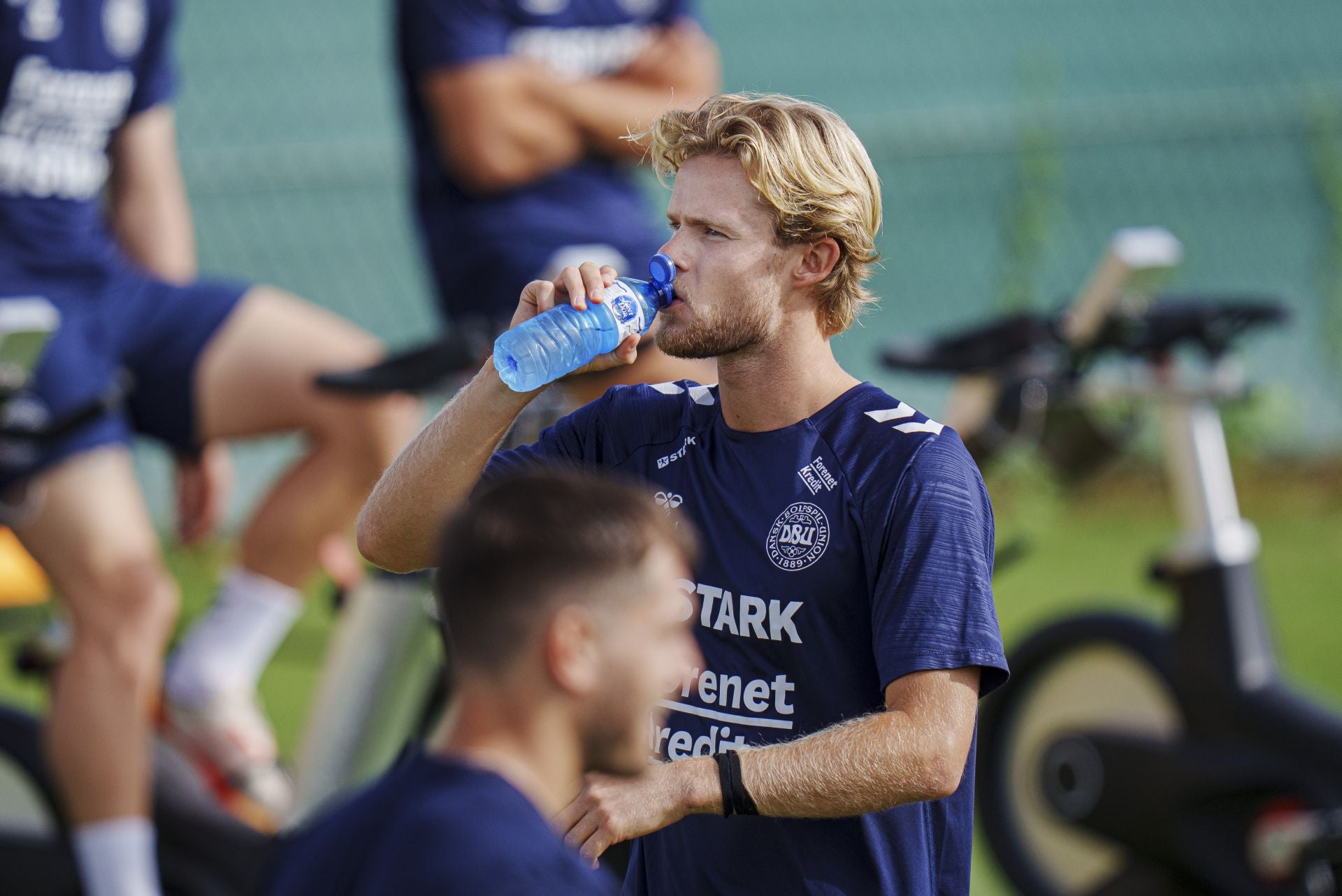 Dinamarca entrena en un pueblo de Alicante antes de enfrentarse a España