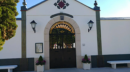 La entrada del cementerio de Calp.