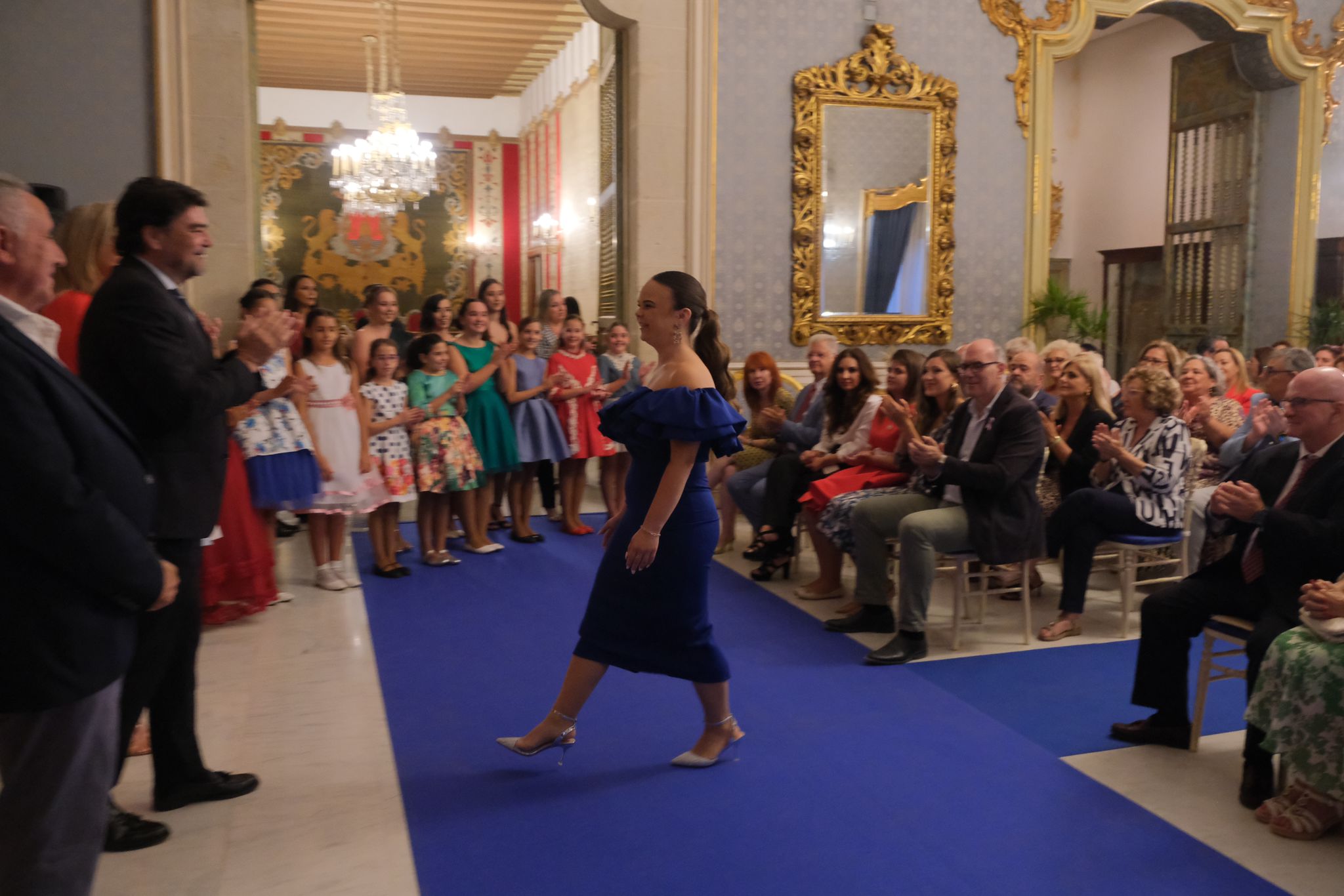 La recepción de las candidatas a reinas de la Fafba, en imágenes