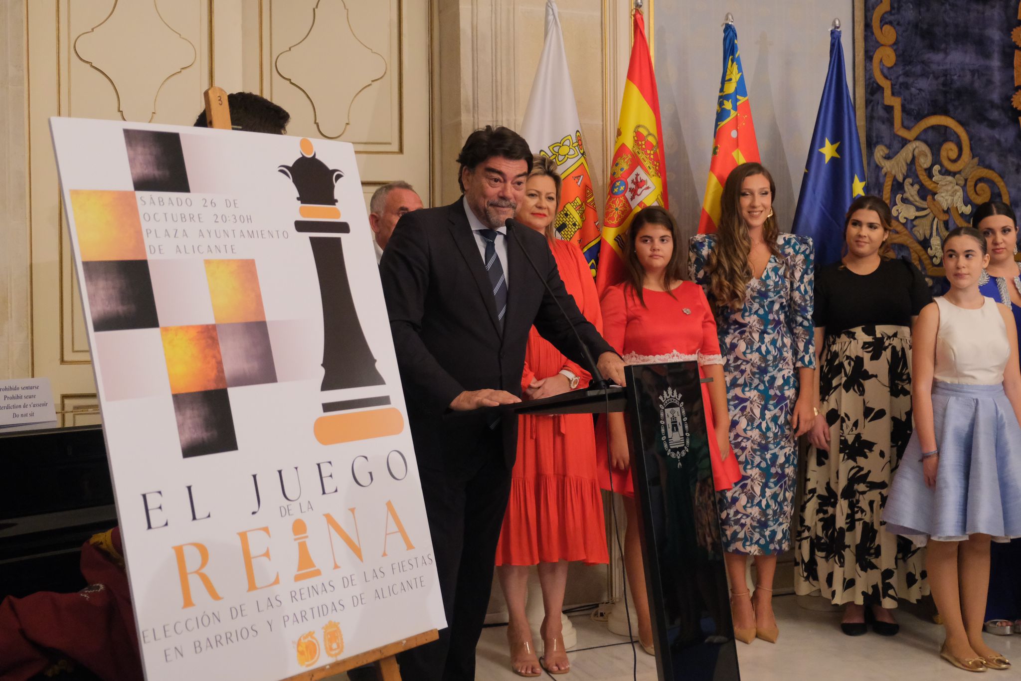 La recepción de las candidatas a reinas de la Fafba, en imágenes