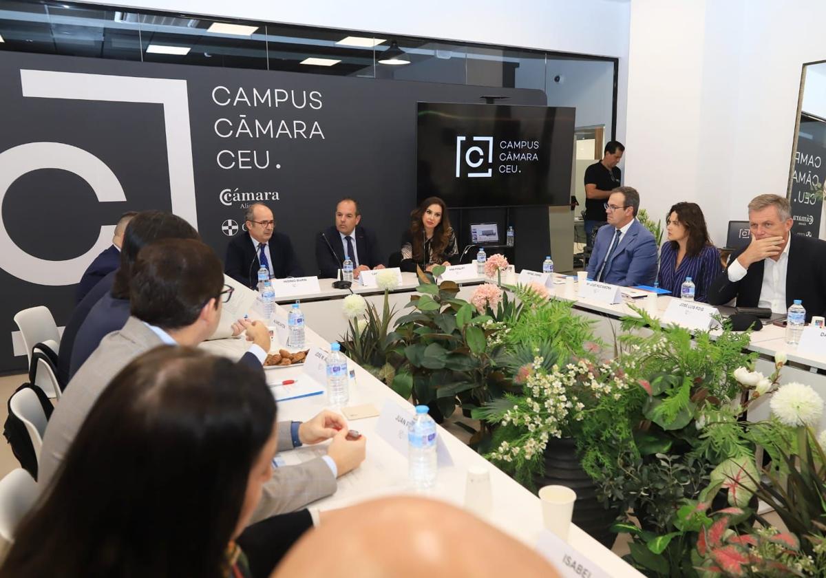 A debate en el Campus Cámara CEU la ética en la IA como clave para la competitividad de las empresas alicantinas