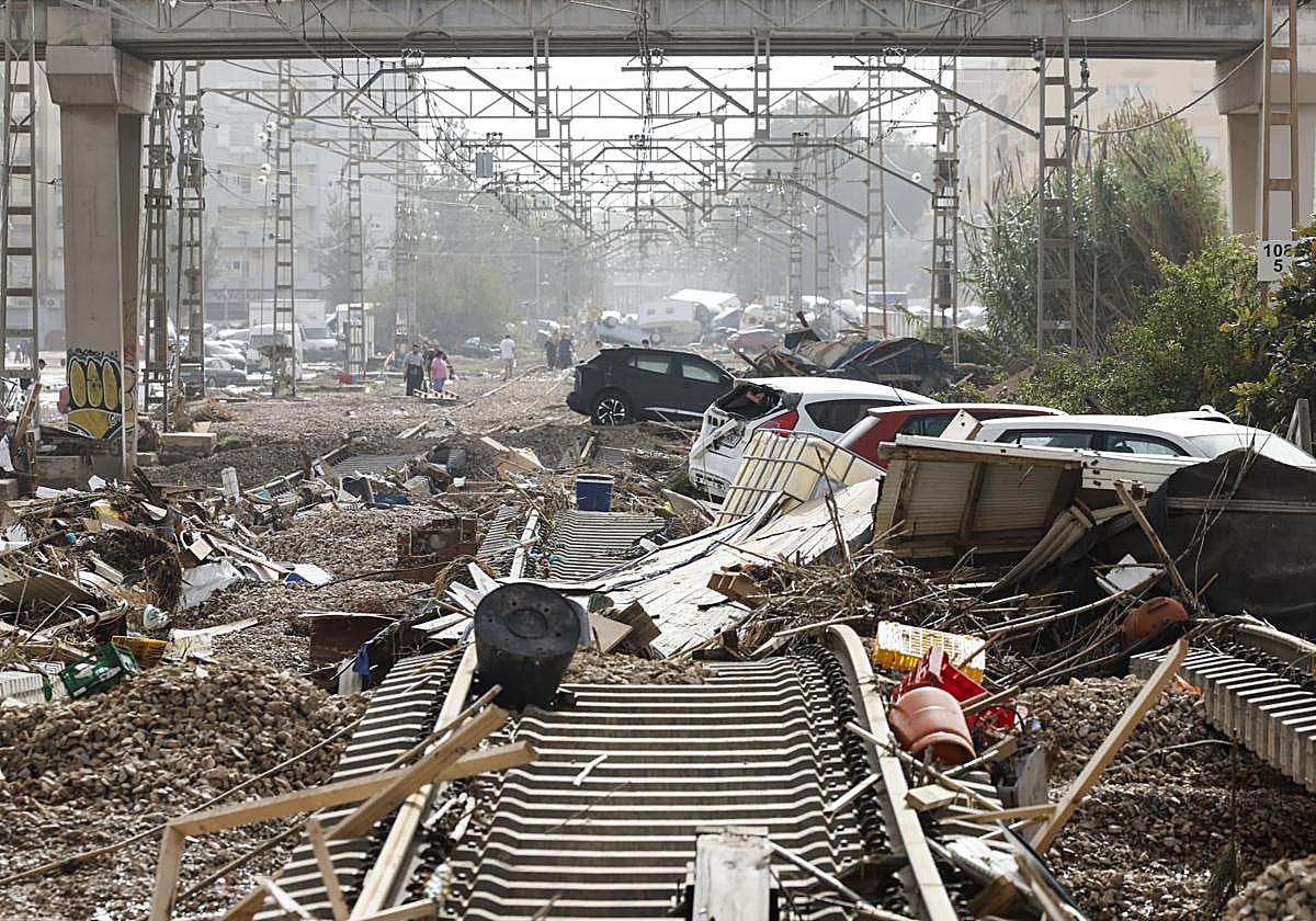 Valencia devastada por la DANA de este martes.