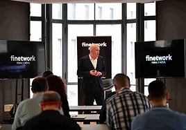 Óscar Vilda, durante el encuentro con la prensa.