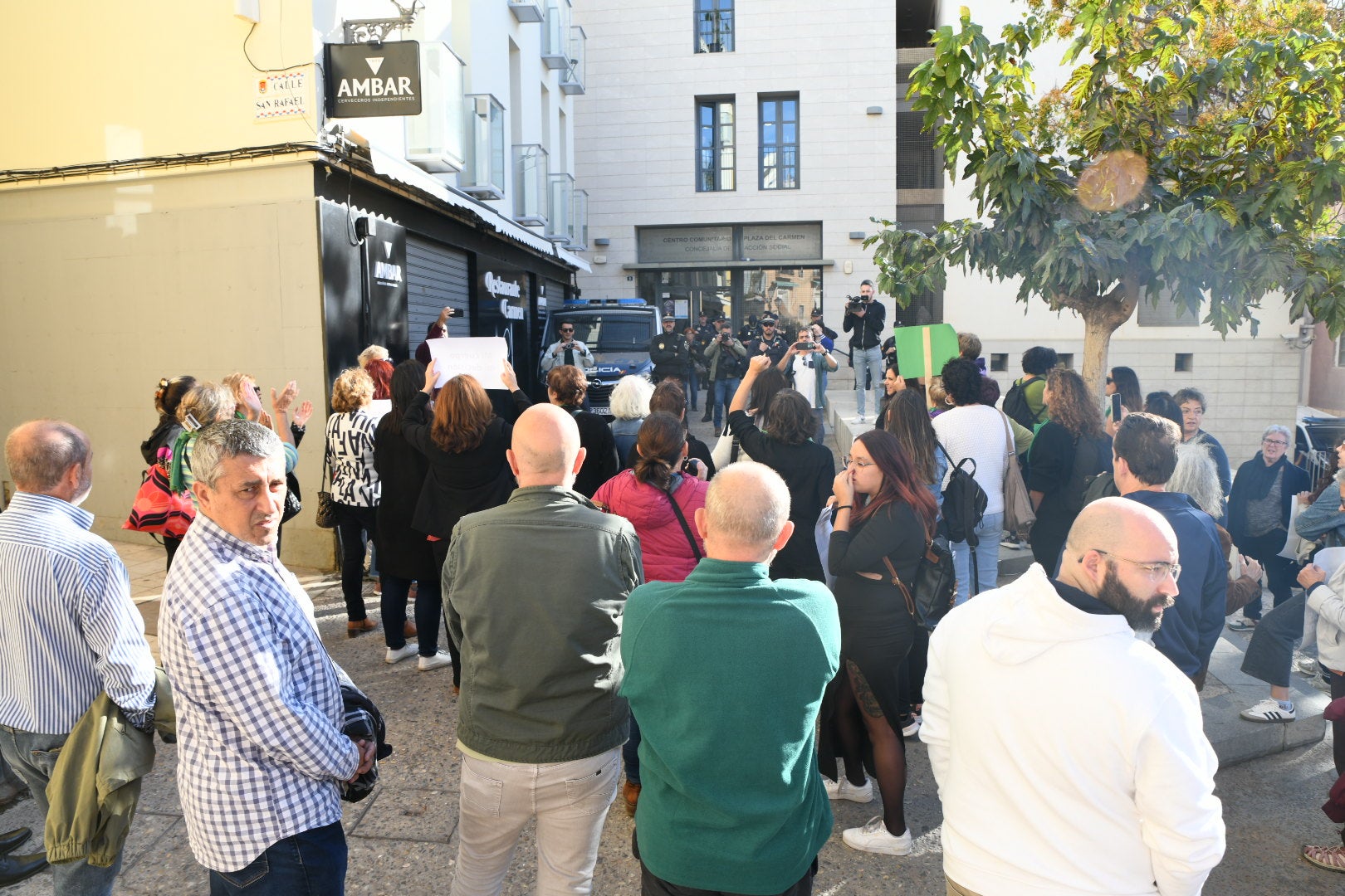 Protesta contra la oficina «antiaborto» de Alicante