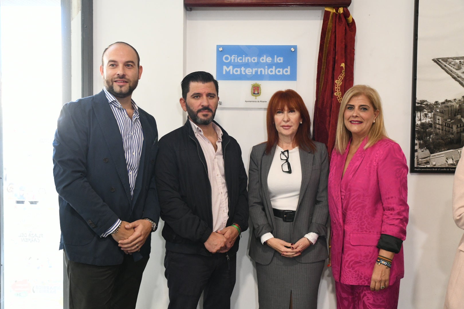 Protesta contra la oficina «antiaborto» de Alicante