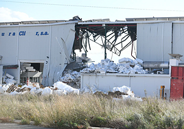 Estado de la fábrica tras la explosión.
