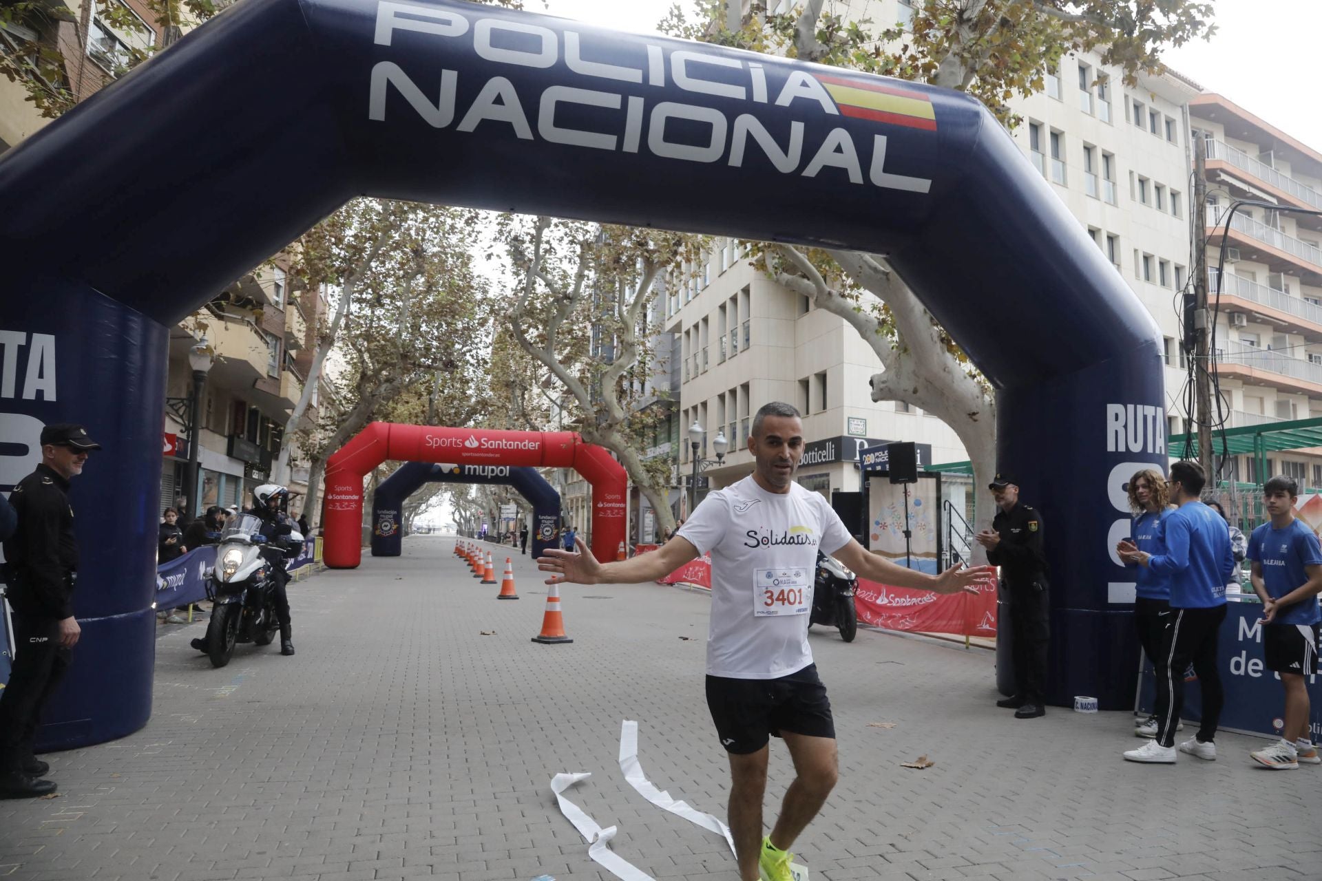Búscate en la carrera solidaria &#039;Ruta 091&#039; organizada por la Policía Nacional de Dénia