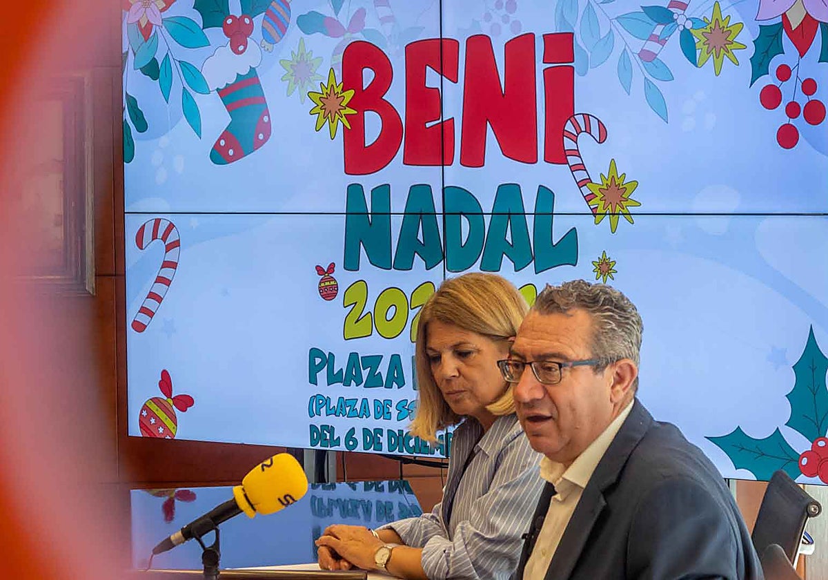 Toni Pérez y Mariló Cebreros en la presentación de la programación navideña de Benidorm
