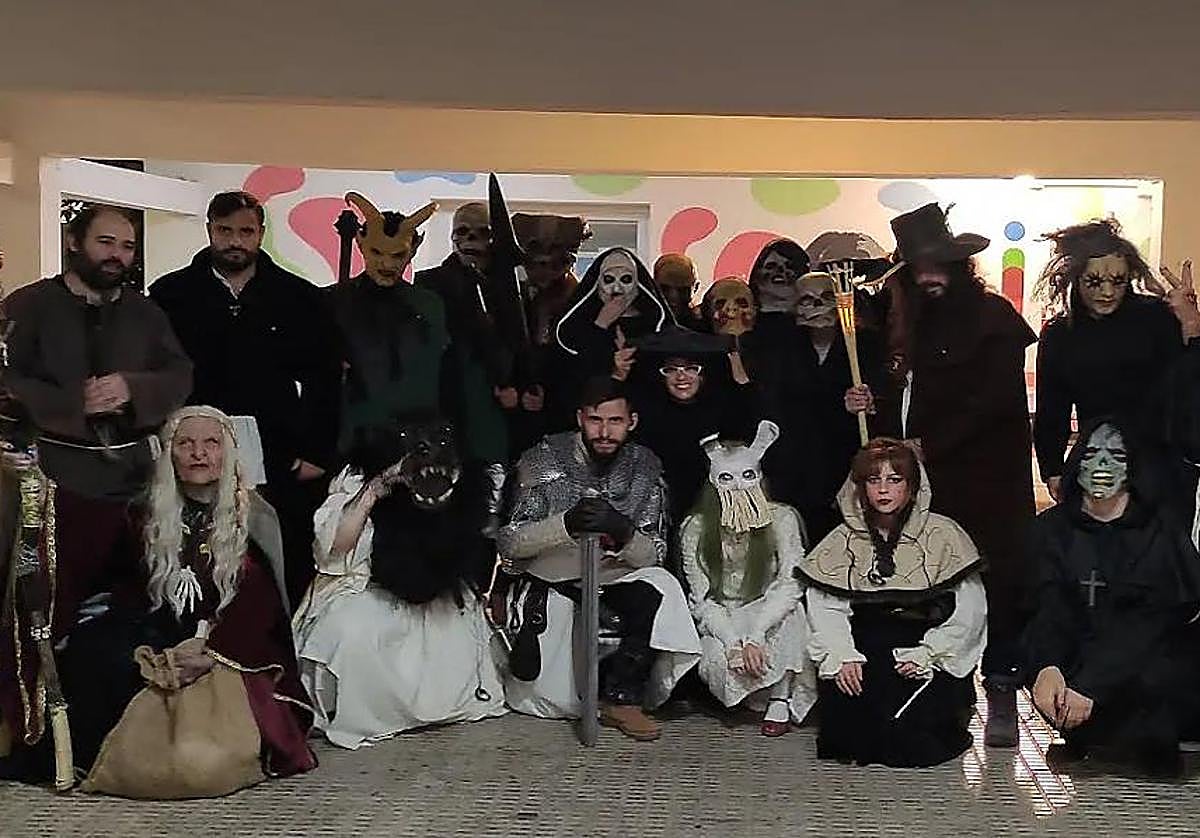 Monstruos del túnel del terror de Pego.