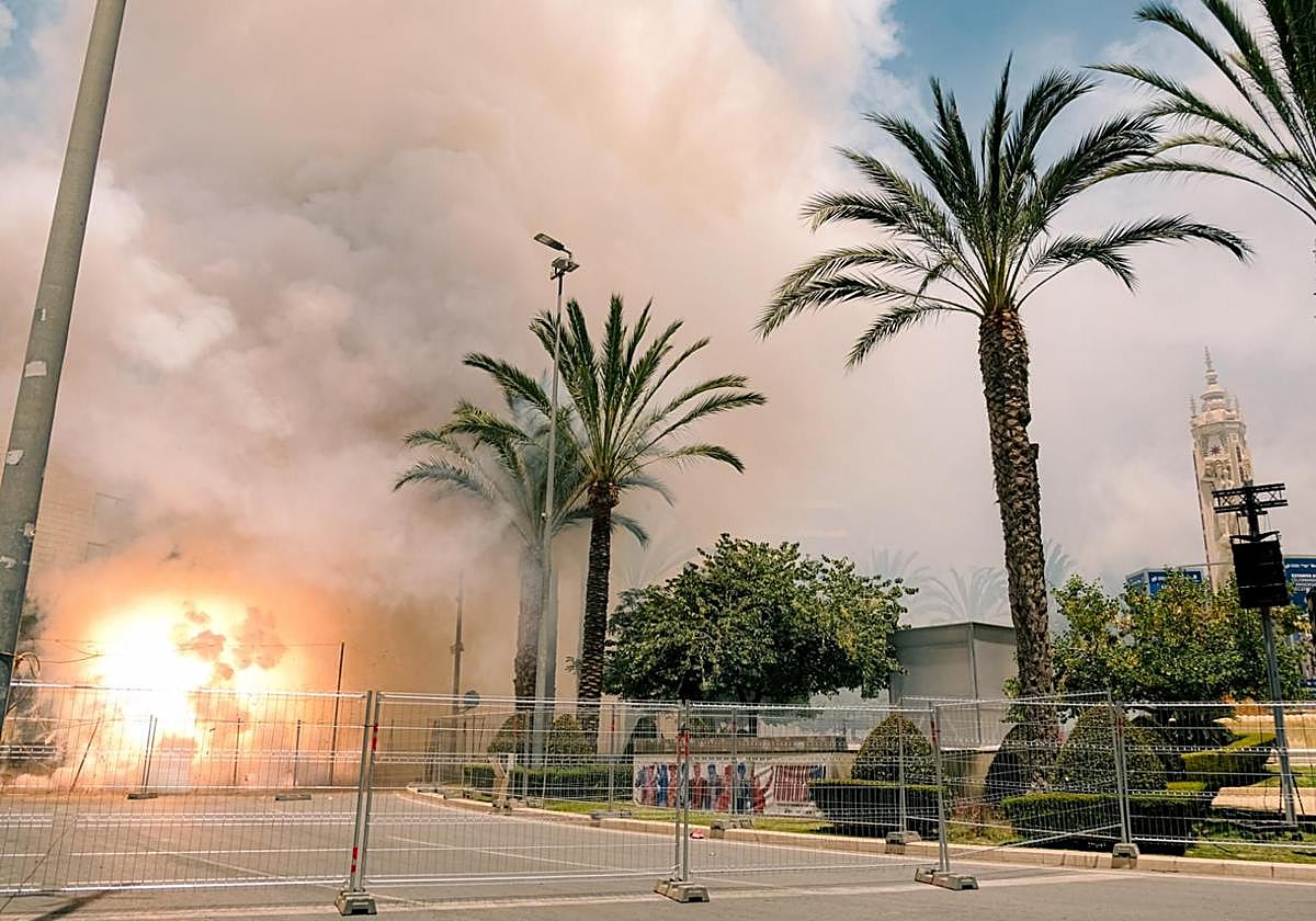 Mascletà in Luceros Square.