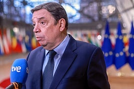 El Ministro Luis Planas en la cumbre de Bruselas.