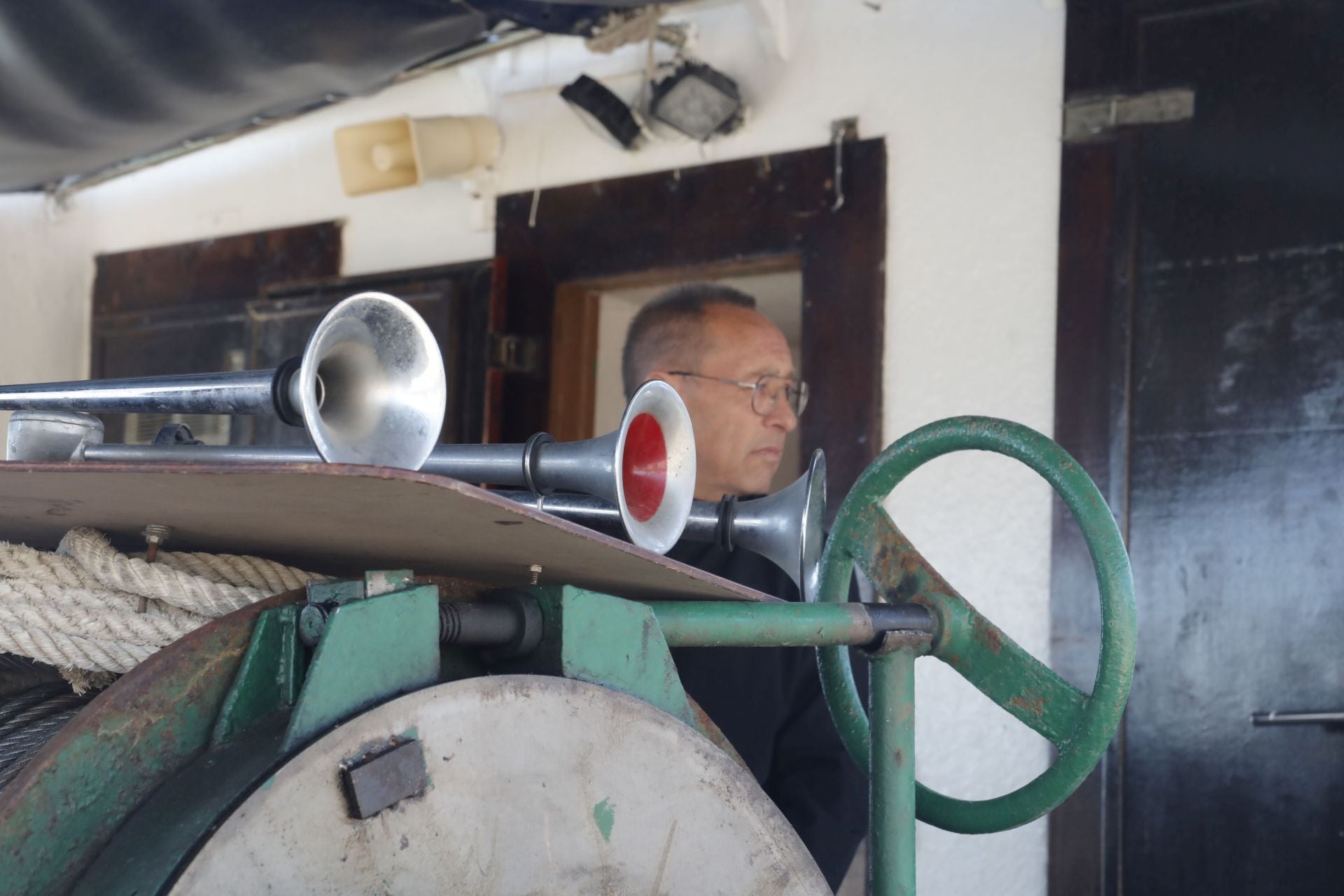 Los puertos pesqueros de Alicante se unen contra el hachazo a los días para faenar