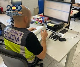 Imagen de archivo de un investigador de la Policía Nacional.