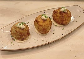 Croquetas de cocido maragato del emblemático bar Astorga en 'El Xé Que Bó' de Alicante.