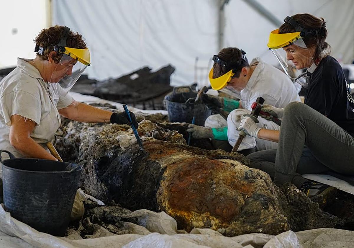 Trabajos en el Delta 1 de Cádiz.