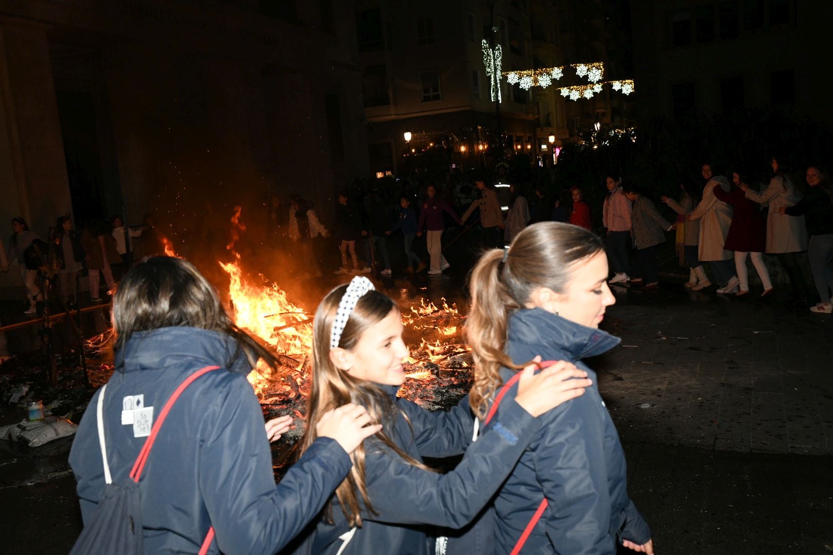 El alzheimer arde en la hoguera de Navidad de Alicante