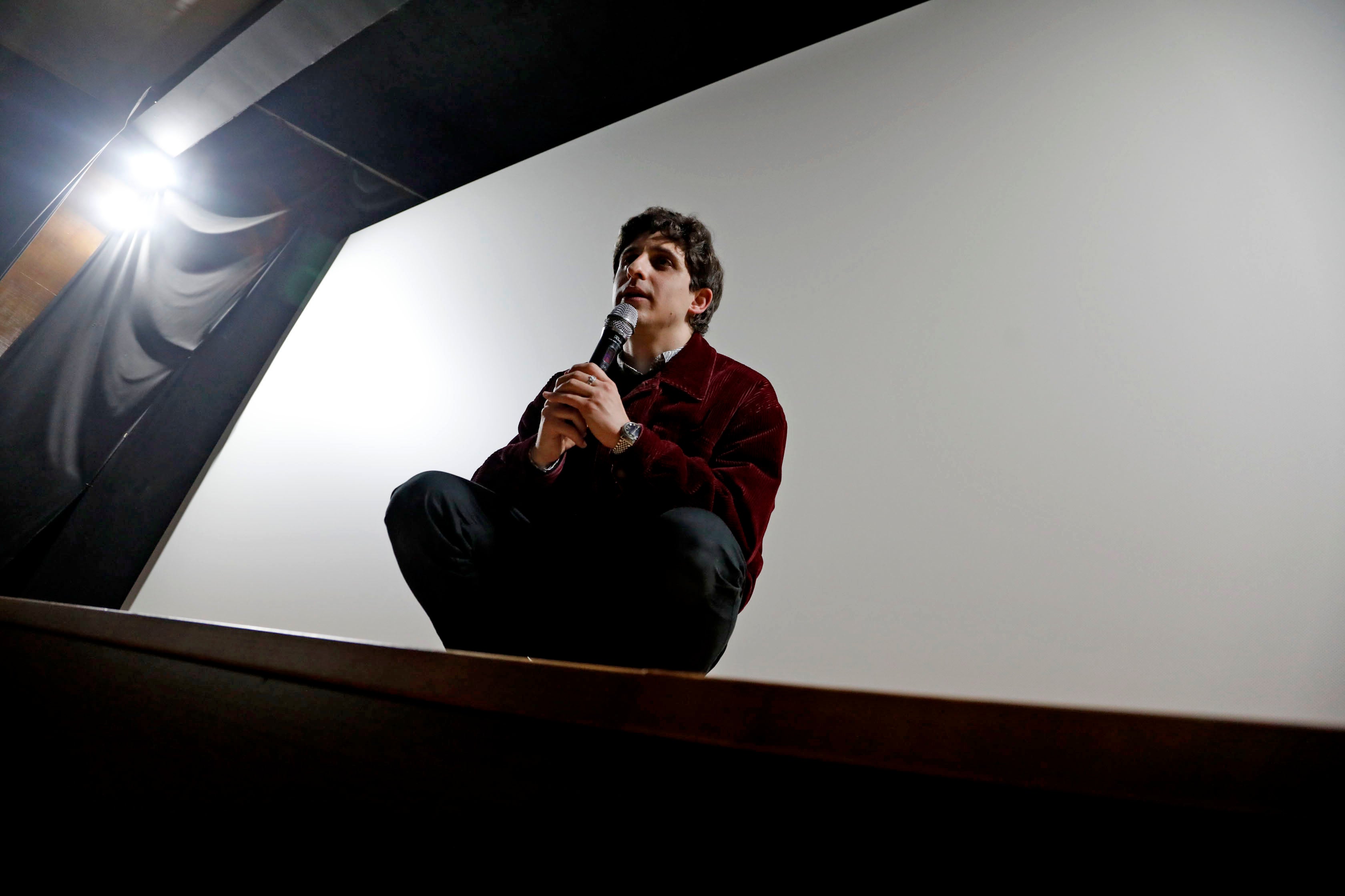 Óscar Lasarte emociona a Xábia en la presentación de &#039;¿Es el Enemigo? La película de Gila&#039;