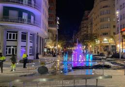 LEE AQUÍ: Así es el espectáculo de luz y color de la nueva fuente de la Explanada de Alicante