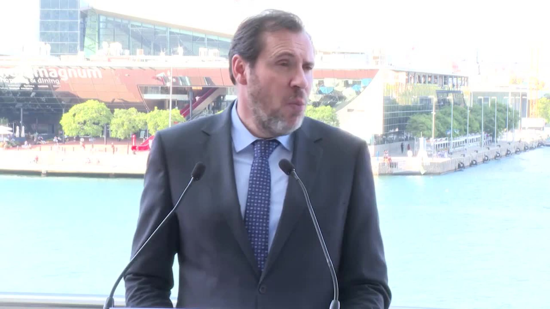 Puente prevé firmar el convenio de los nuevos accesos del Puerto de Barcelona este verano