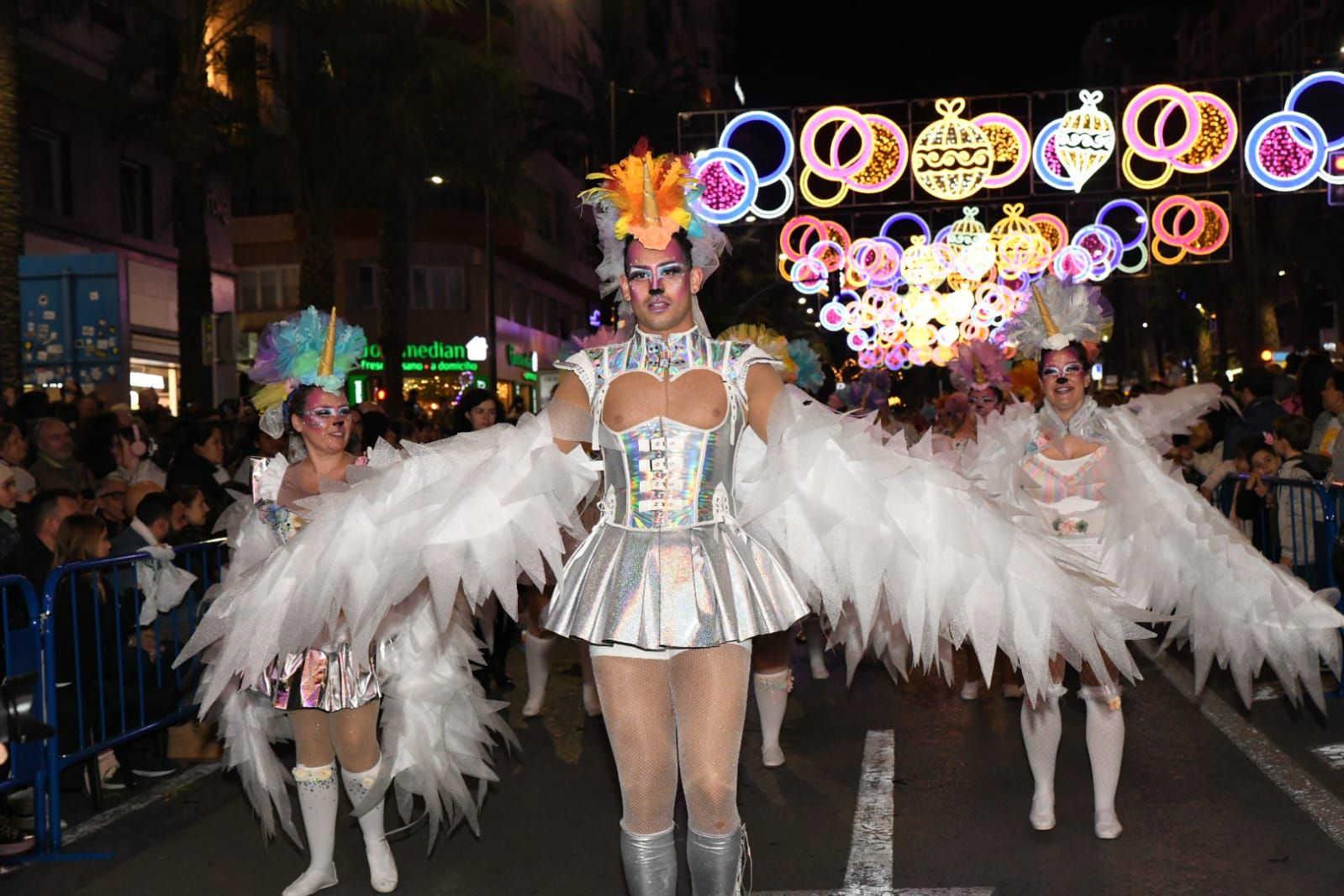 Los Reyes Magos llenan de magia Alicante