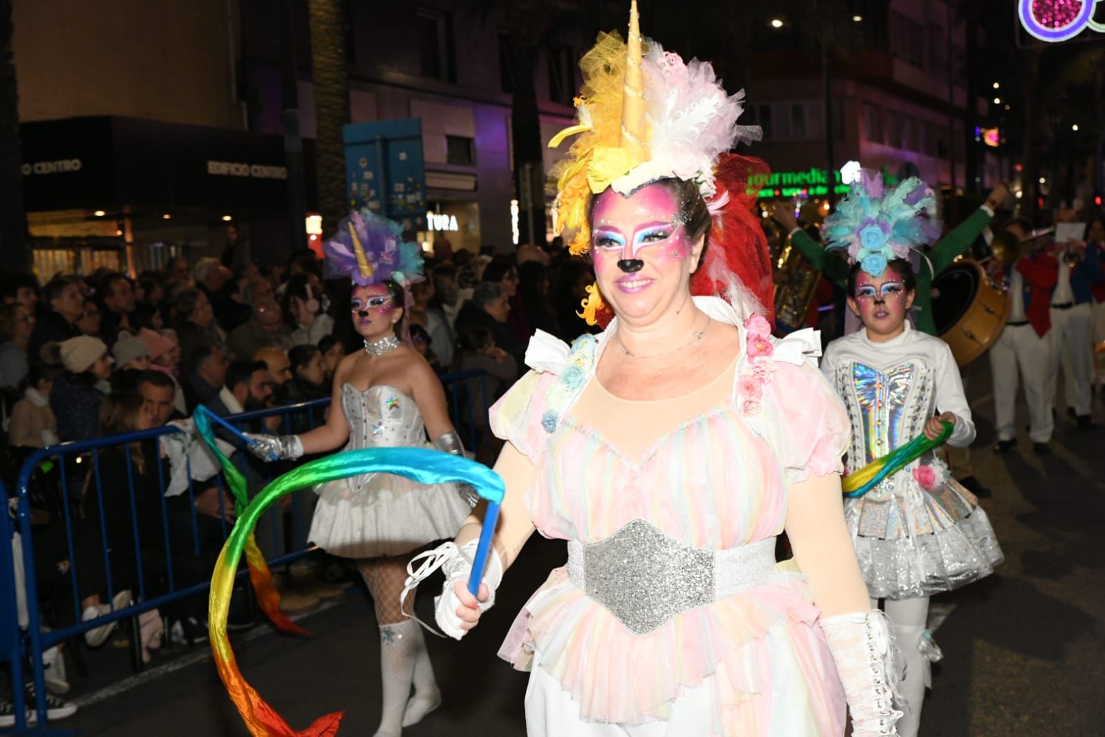 Los Reyes Magos llenan de magia Alicante