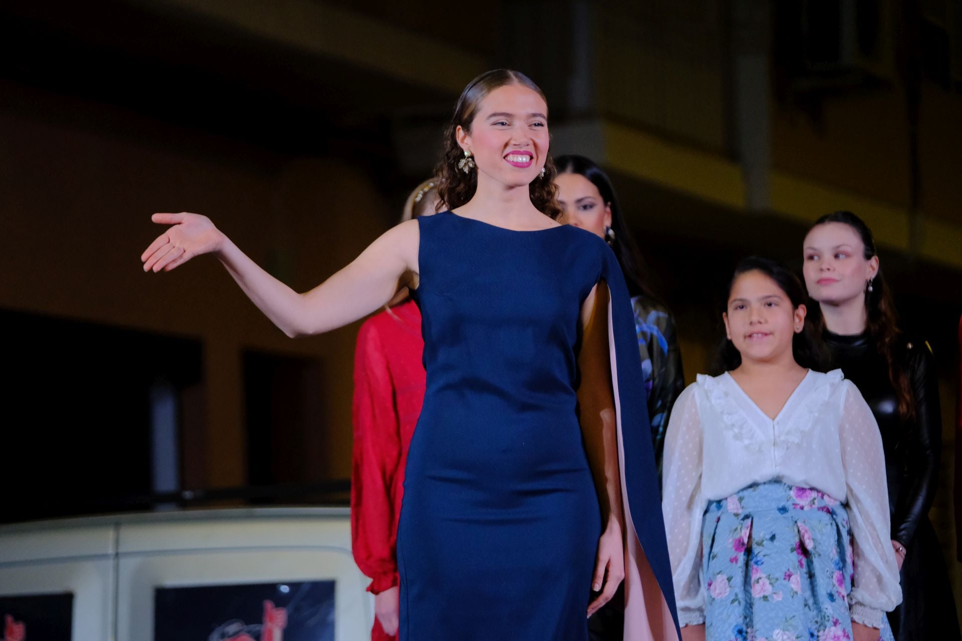 Homenaje a las candidatas a bellea del foc