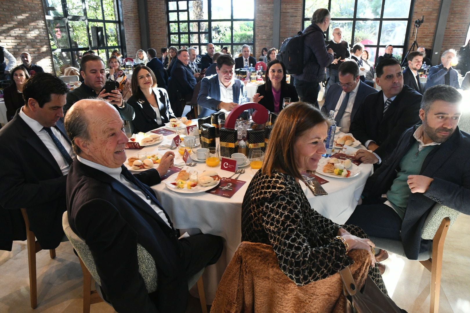 Así ha sido la conferencia de Mario Conde en el Cámara Business Club