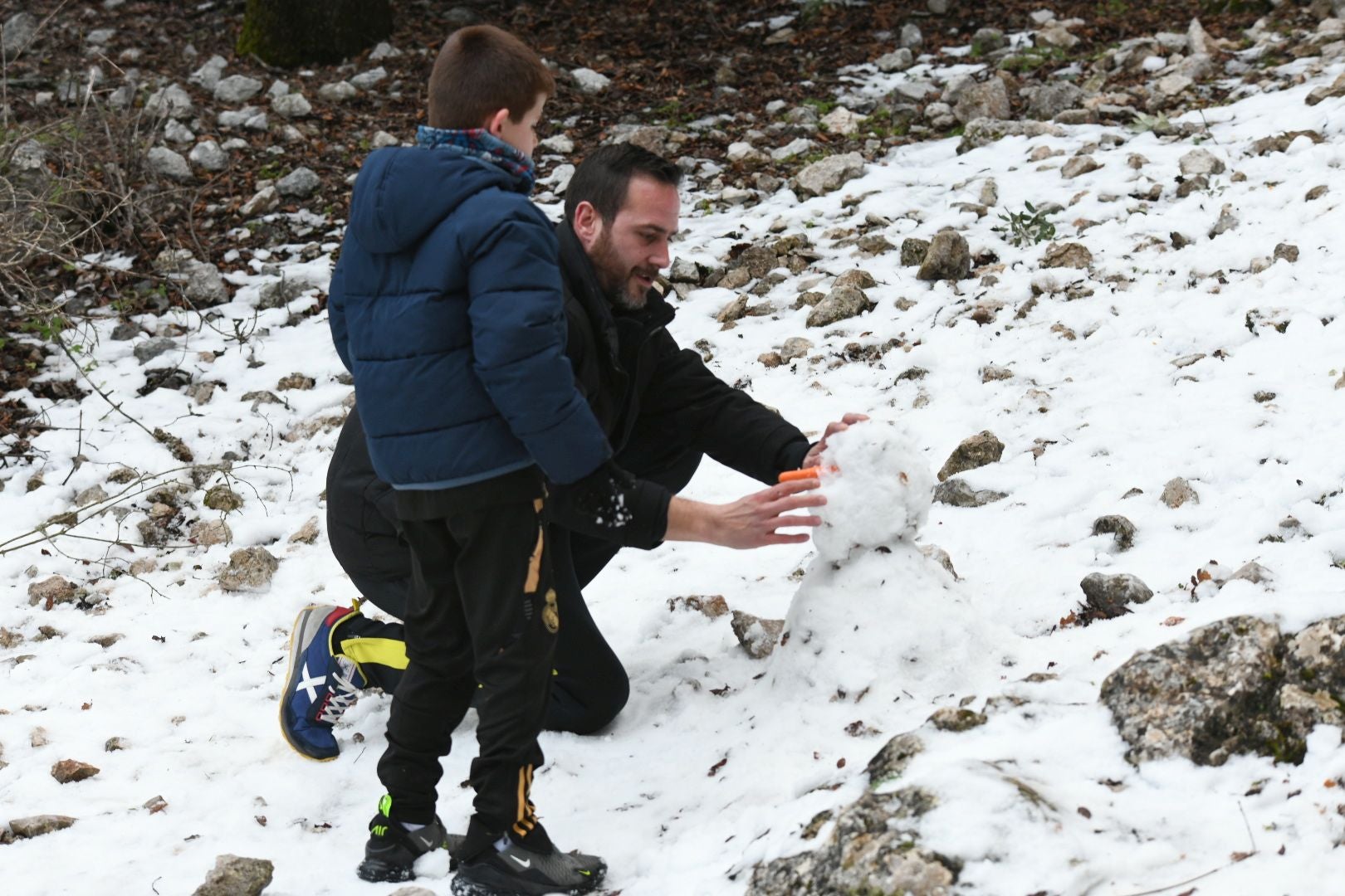 Los alicantinos disfrutan de un día en la nieve