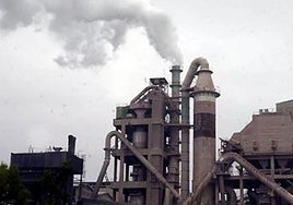 Actividad en una factoría de Cemex.