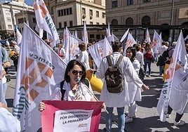 Imagen de archivo de una concentración de médicos en Alicante.