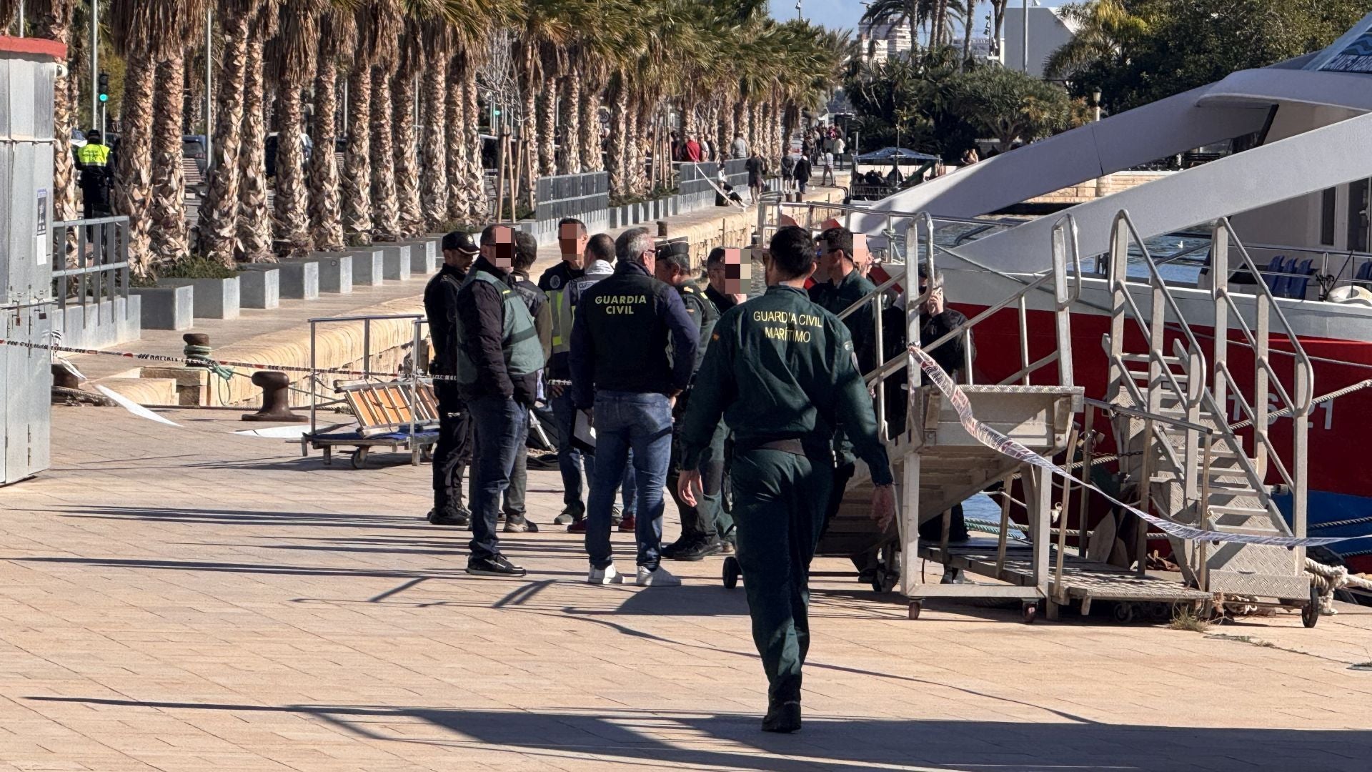 Dispositivo especial por el hallazgo de un cadáver en el puerto de Alicante
