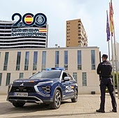 Roba el móvil a una amiga y descubre fotos íntimas que se reenvía a su teléfono