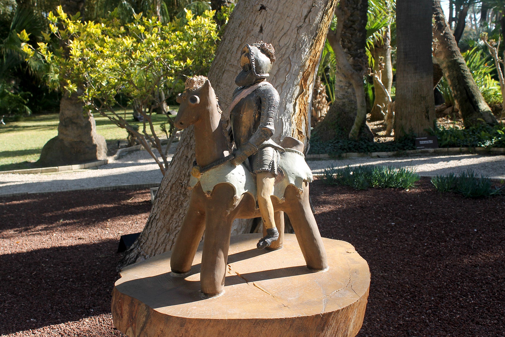 Nueva escultura del Huerto del Cura.