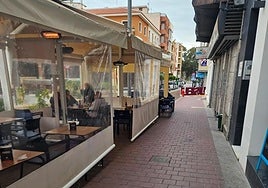 Uno de los locales afectados por la ordenanza municipal de Guardamar.