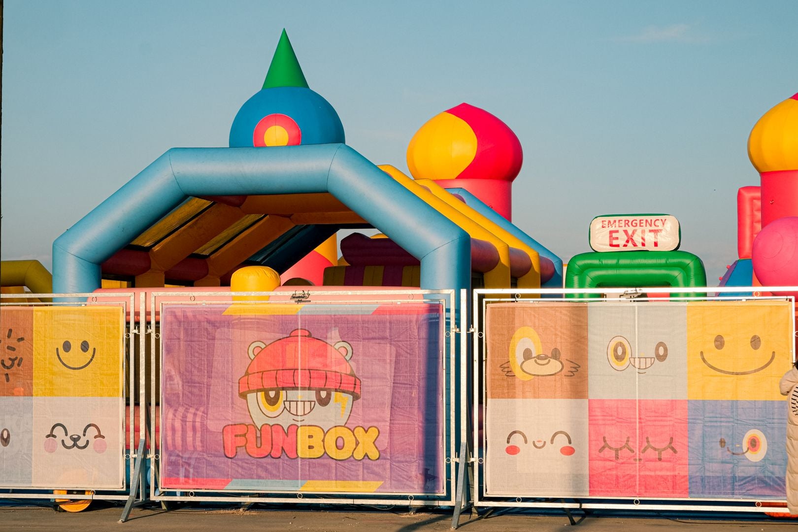 El parque hinchable más grande del mundo ya está en Alicante