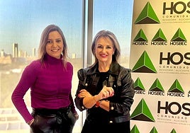 Mayte García y Nuria Montes, hoy, en la sede de Hosbec