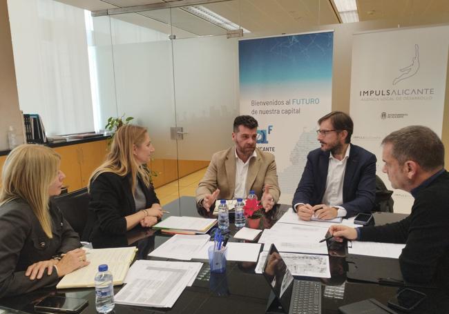 Reunión entre la Generalitat y el Ayuntamiento este viernes.