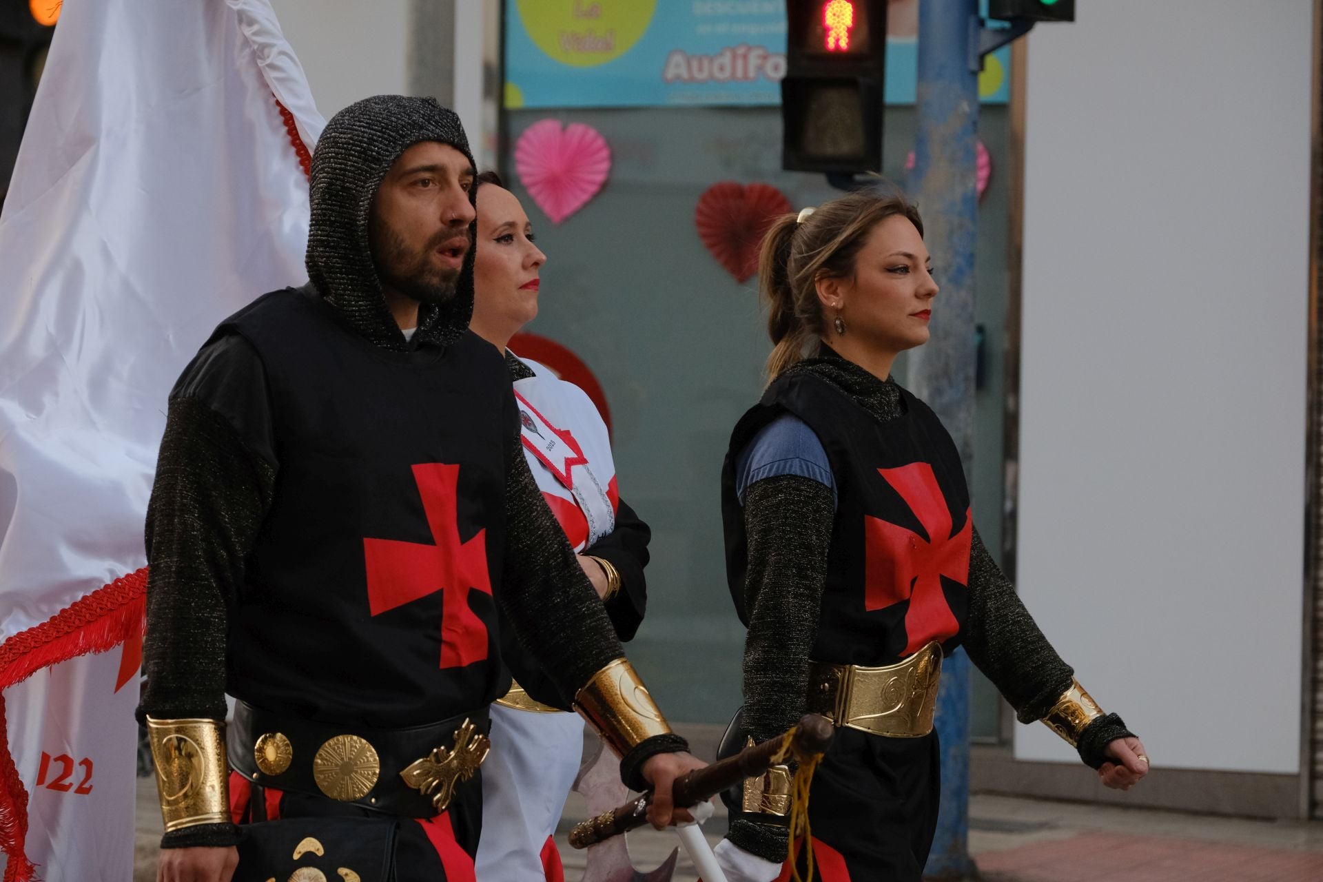 El desfile de Mig Any de los Moros y Cristianos de Altozano, en imágenes