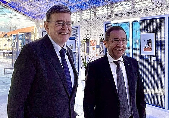 Ximo Puig con Andrés Perelló en Casa Mediterráneo.