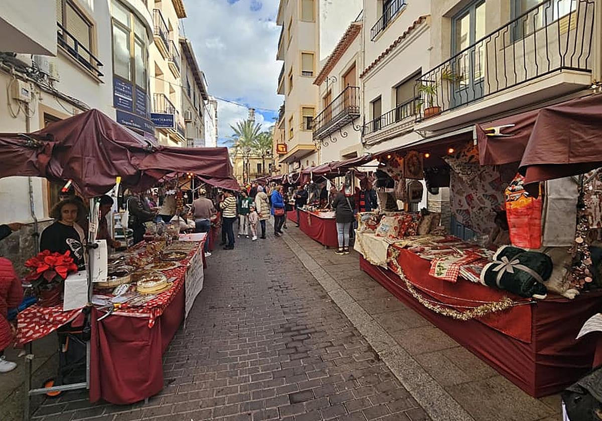 Imagen de archivo de la Feria de Navidad de Calp.
