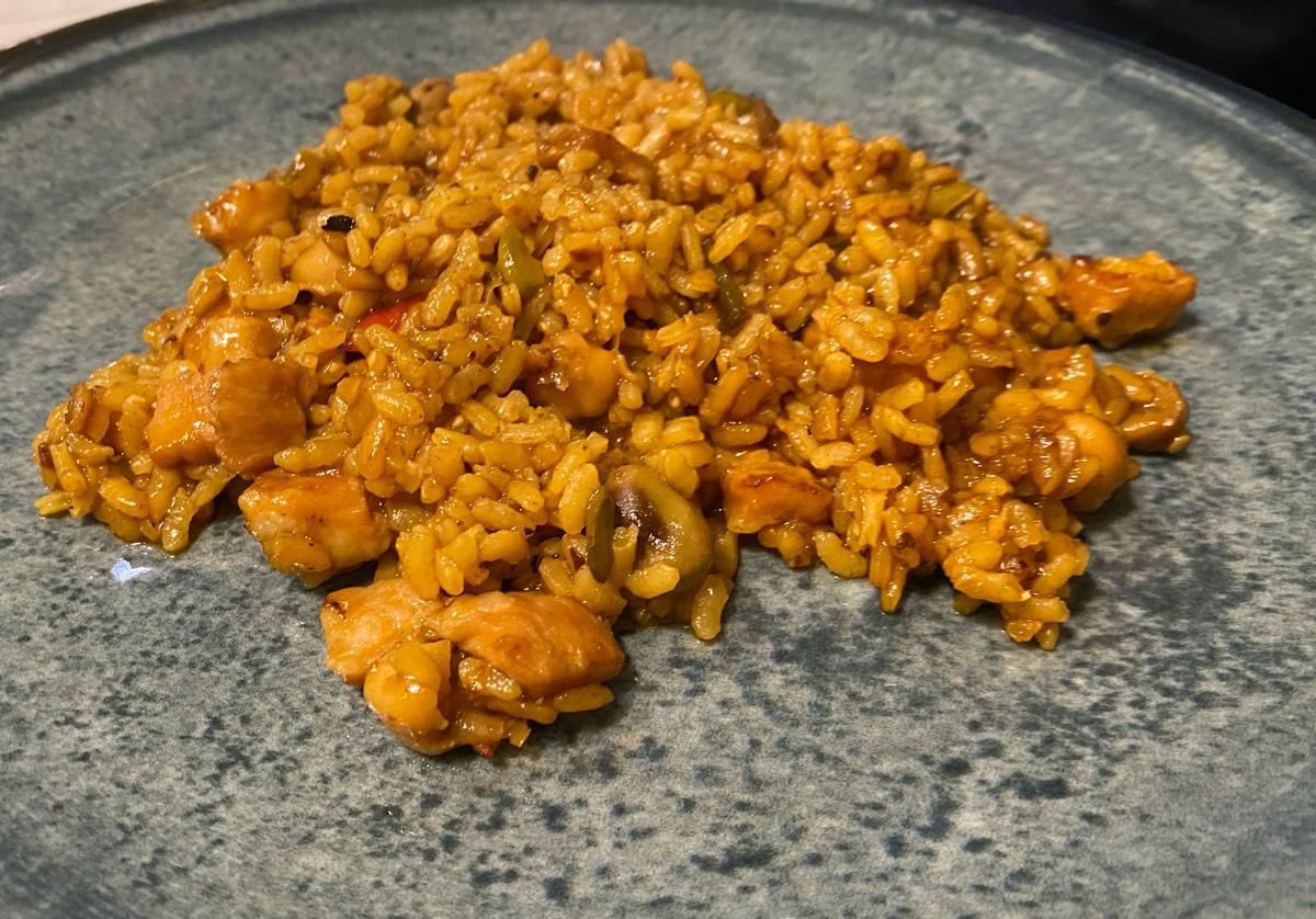 Arroz de secreto con verduras del Racó del Pla.