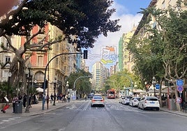 Luces de carnaval en la Rambla de Alicante.