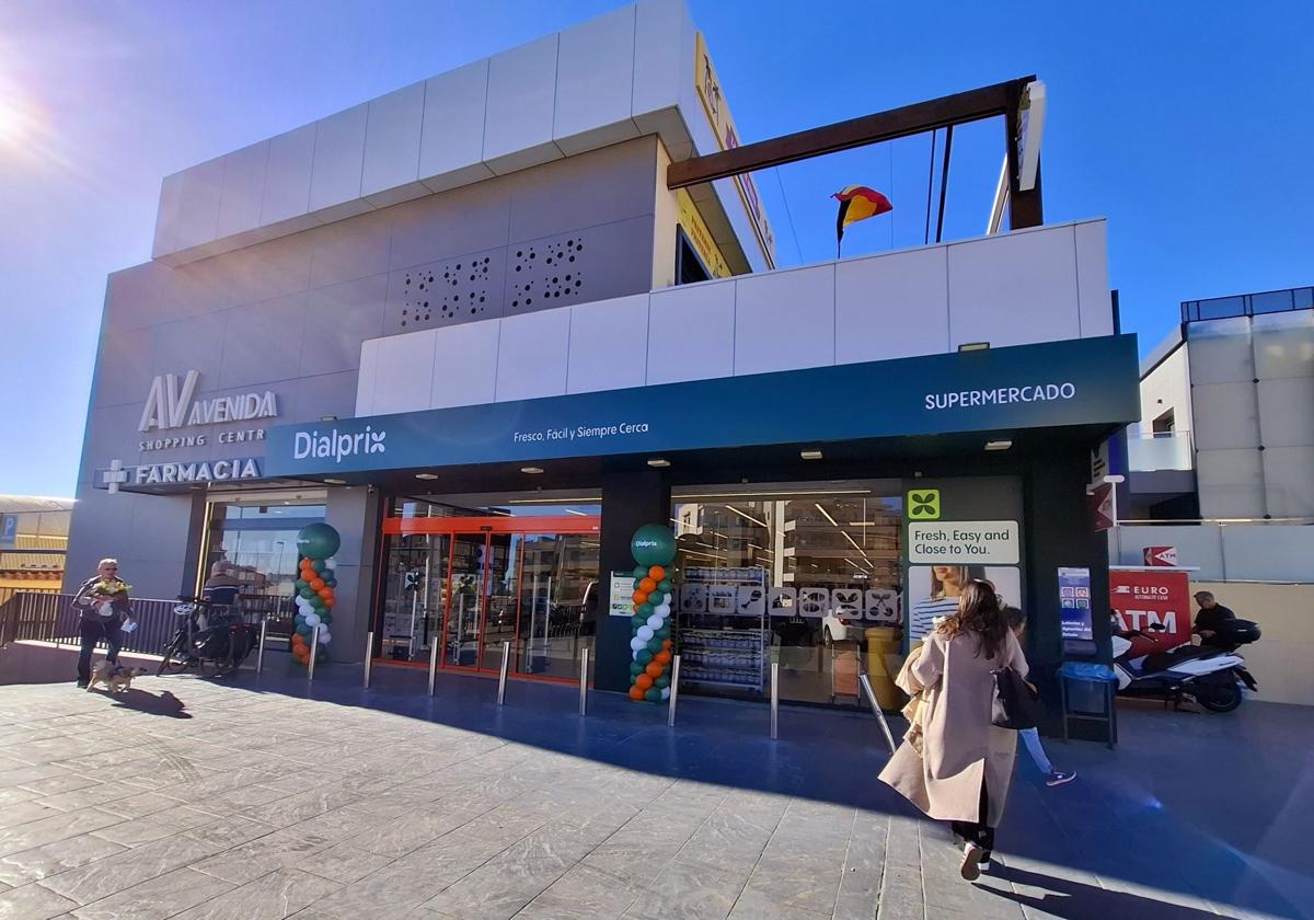 Imagen del renovado supermercado de Orihuela.